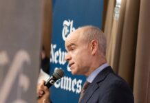 Редактор New York Times Джо Кан про висвітлення новин про Трампа, глобальні звіти та очікування читачів