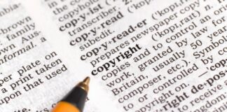 Видавці Судять OpenAI за Масштабне Порушення Авторських Прав