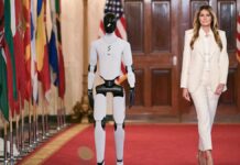 ІІ У ШКОЛІ: На Саміті у Білому Домі Представлено Гуманоїдний Робот “Учитель”