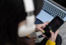 Чотири моделі ІІ півроку намагалися керувати радіостанцією. Підсумок передбачуваний