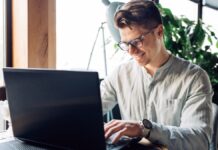 Office Pro Plus 24: $54. Питання закрите.
