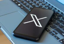 X намагається навести лад у коментарях